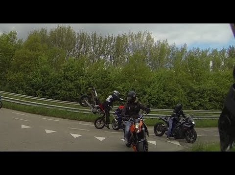 WheelieTime – First Crash Of The Year.