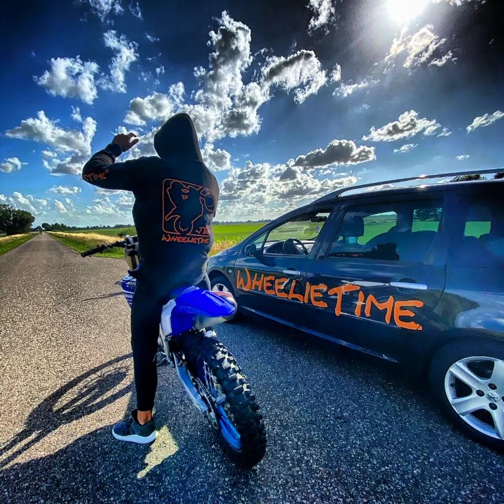 Mr. @moskala.evo ready for work
www.WheelieTime.com
#Braaap #Wheelie #KTM #Fun
